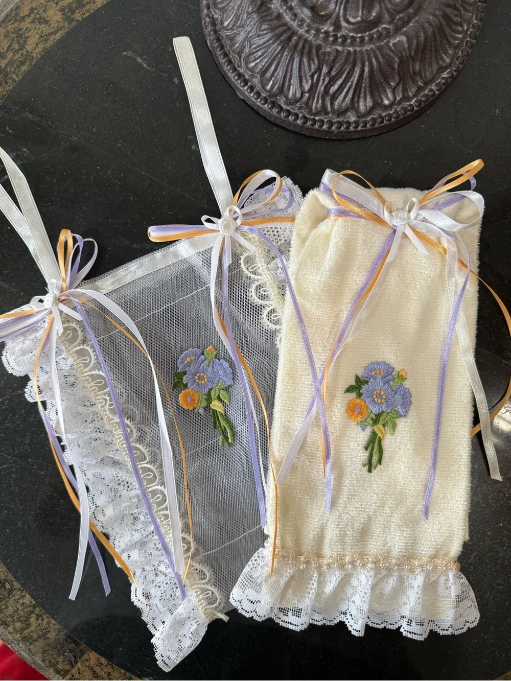 💐 Hand Crafted Lavender & Yellow Floral Hand Towel & Spare 🧻 Holder 💐